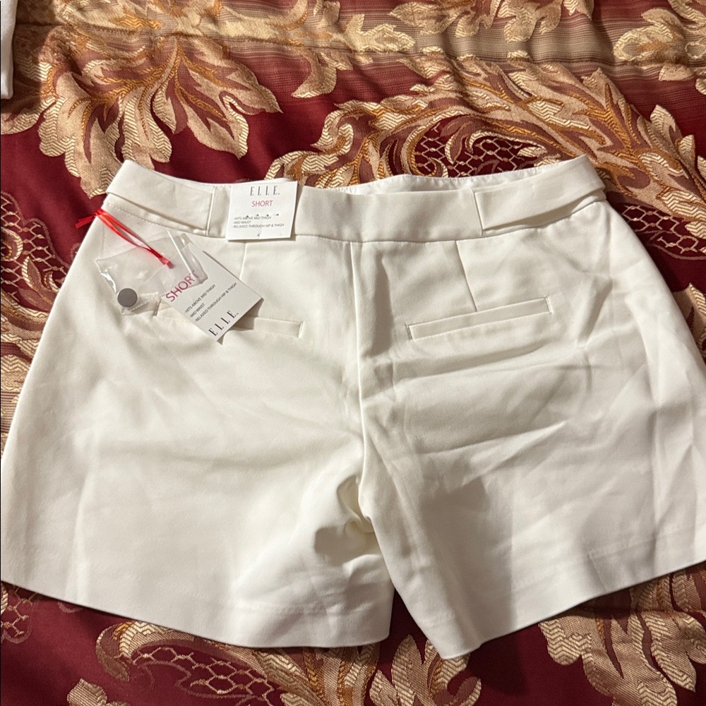 Elle Classic White Shorts - Picture 3 of 4